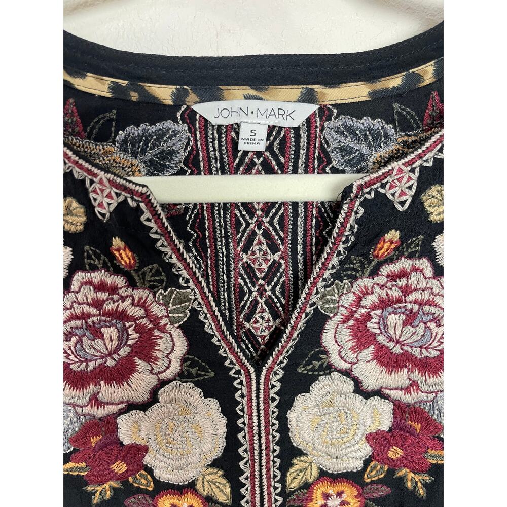 John Mark Boho Floral Embroidered & Cheetah Print Bell Sleeve Shirt Size Small - Picture 4 of 6